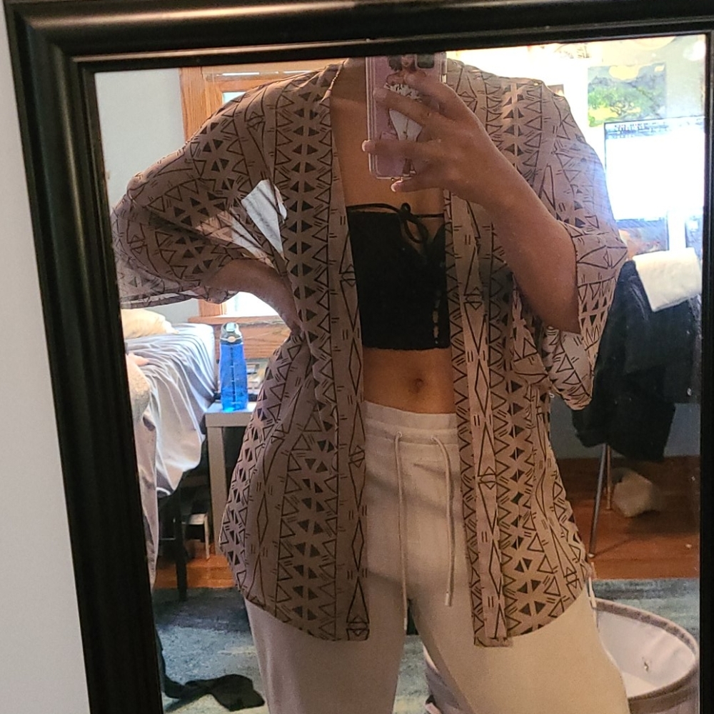 Sheer Geometric Short Kimono ~NWT